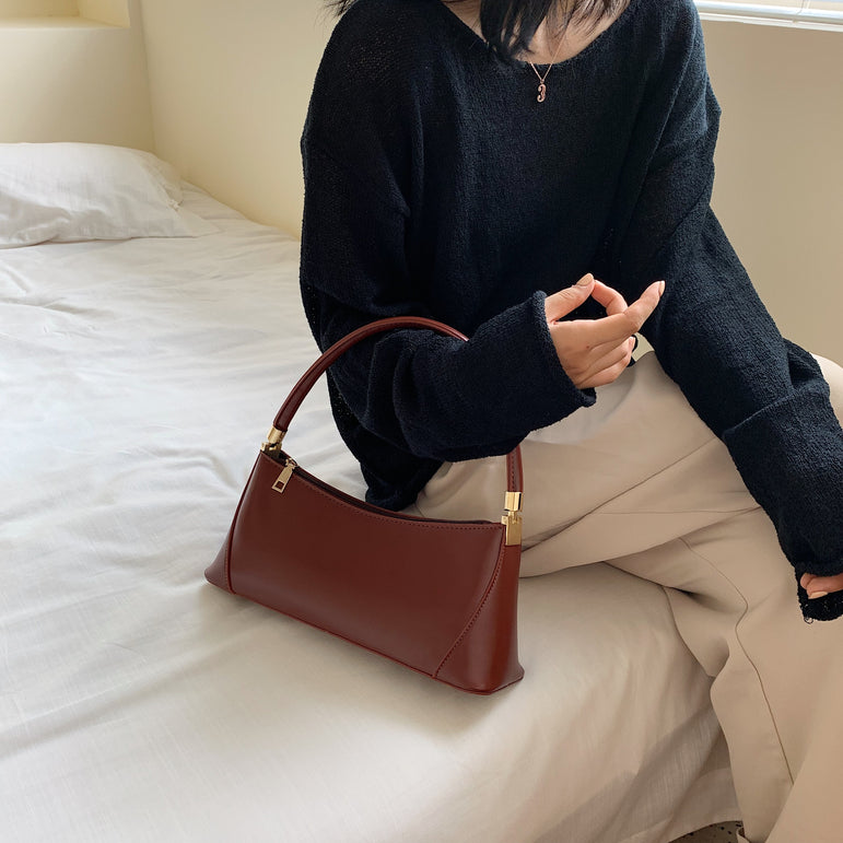 Elegant Totes Leather Handbags